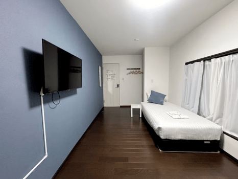 【禁煙】プレミアムシングル（1名専用）※バストイレ共同