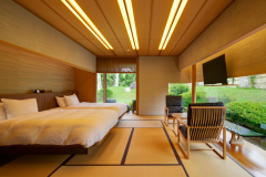 【グランヴィラ 客室＋専用ＬＤＫ＆スパ貸切】マスターベッドルーム