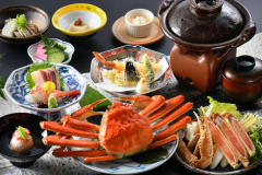 夕食一例｜蟹一杯付基本会席
