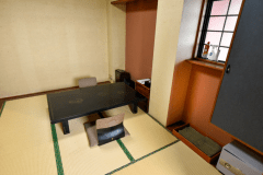 【禁煙】源泉かけ流し半露天風呂付和室6畳（1～2名部屋）