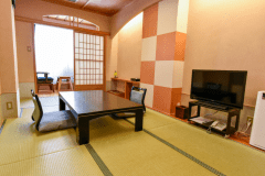 【禁煙】源泉かけ流し半露天風呂 特別室7.5畳