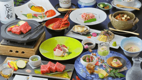 新)【あか牛と馬刺しとイセエビと鮑の豪華特選会席】半露天風呂付き客室