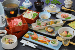 新)【現金特価】得割プラン！ 足あか海老＆選べる宮崎牛御膳 ★～半露天風呂付客室