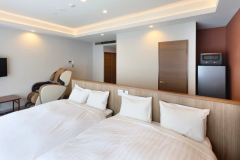 温泉付き洋室ツイン【マッサージチェア付き】