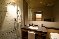 ツインベットルーム（庭園付き）