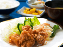 【無料夕食】「ご飯＆味噌汁＆メイン＆香の物」が付いて無料！！