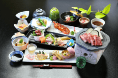 おすすめNo1！黒毛和牛の溶岩焼き会席プラン【ミニ伊勢エビ焼き物付き】