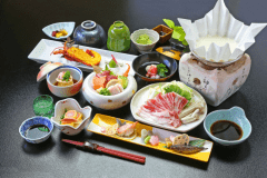 黒豚豆乳しゃぶしゃぶ鍋会席【ミニイセエビ焼き物付き】