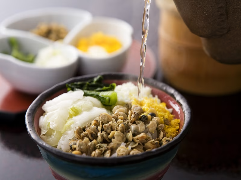 総料理長　秘伝のだし汁でいただく名物料理　♪しじみ茶漬け♪