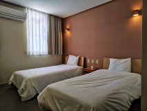 [街側客室］洋室ツインルーム