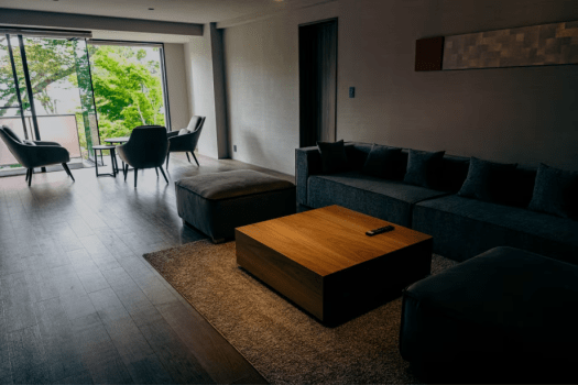 【山中湖園遊】客室回転寿司&times;旬ネタ2コース｜料理長厳選（1人料金）