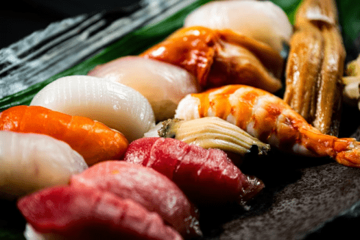 【山中湖園遊&times;バギーアクティビティ】回転寿司付き客室＋ATV/SxS選択（1泊2食・1人料金）