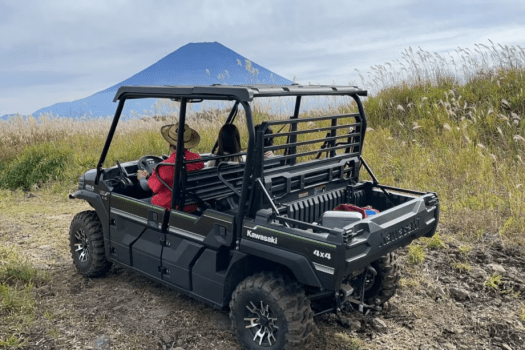 【バギー】プロが運転する大型バギーに揺られて絶景を楽しむSxSバギーコース（約1時間）