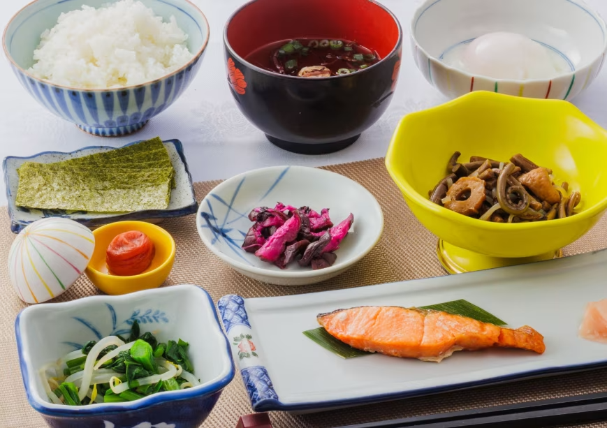 【和朝食】一日の始まりに、ほっとする和のひととき。 【和朝食】一日の始まりに、ほっとする和のひととき。