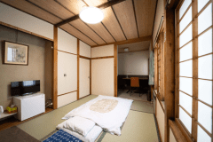 【和室6畳】お一人様からカップル・ご夫婦向け／共用トイレ　禁煙