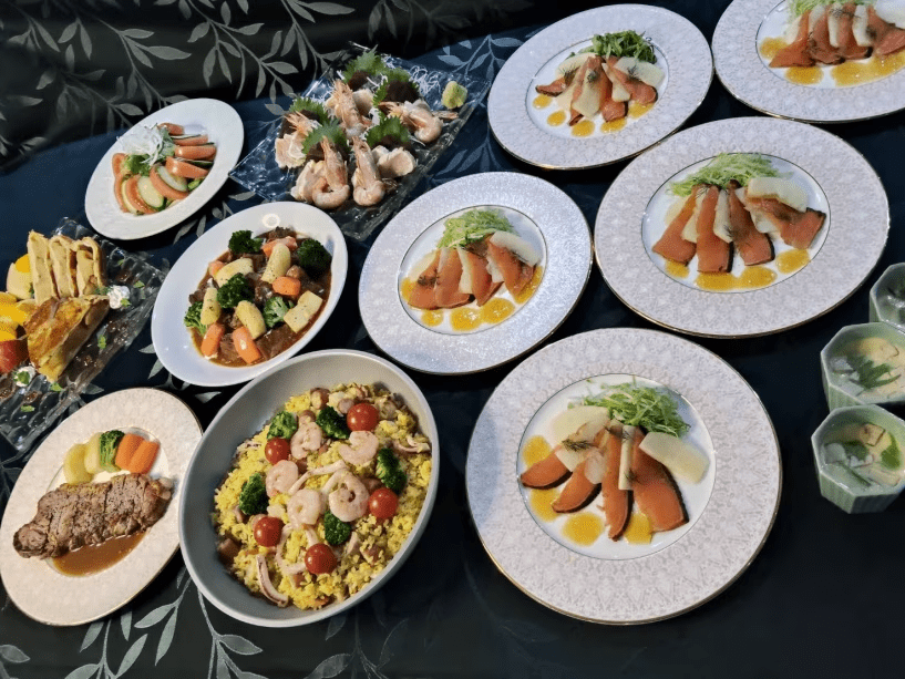 【男鹿市宿泊助成ご利用者様限定】夕食は新感覚の和洋折衷コース料理！宿泊助成+特別値引で通常よりもさらにお得に泊まれるプランです♪