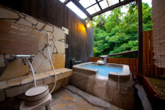 【母屋】1階客室露天風呂