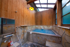 2階宿泊の方専用貸切風呂