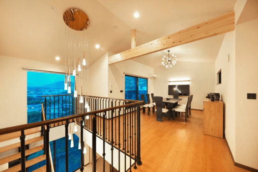 【バルコニーヴィラ】2階ダイニング