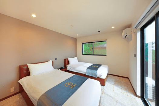 【バルコニーヴィラ】1階寝室