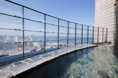 [露天浴池]源頭湧流的溫泉「桐壺之湯」