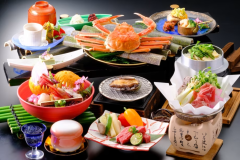 華会席　紅ズワイ蟹姿１枚　鮑の踊り焼き　和牛ステーキ付（料理イメージ）