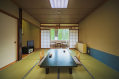 【スタンダード和室】10畳　バス・トイレ付／禁煙