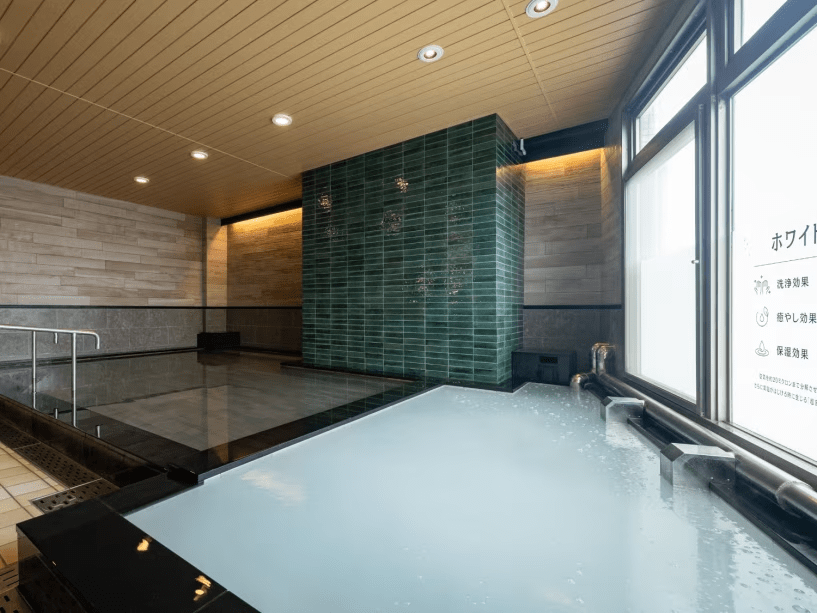 【女性大浴場】ホワイトイオンバスは微細気泡の破裂で放出される大量のマイナスイオンにより心と体に寛ぎを
