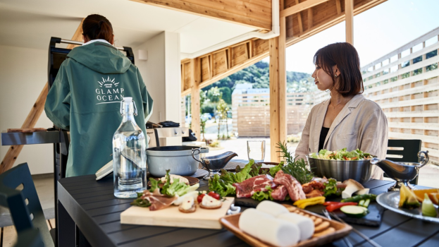 全天候型のBBQデッキ／プライベートヴィラ１階