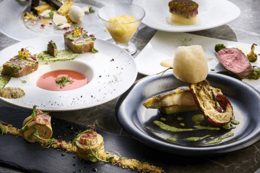 グランオーシャンリュクス海熊野×[★★レストランで食べる伊勢海老を含む熊野の海の幸と大地の恵みを味わう季節のフレンチ]＆朝食付き