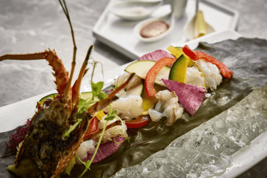 グランオーシャンリュクス海熊野×[★★★レストランで食べる熊野牛サーロインと蝦夷あわびを含む熊野の海の幸と大地の恵みを味わう最高級フレンチ]＆朝食付き