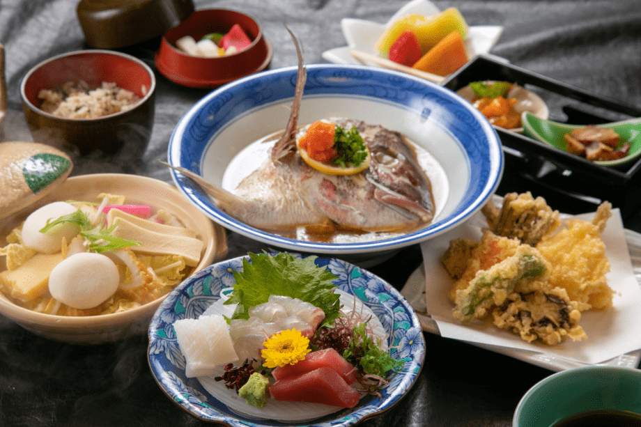 ご夕食一例/有明の海の幸と島原の自然の恵みを活かした会席料理です。