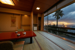 海側和室/波光きらめく有明の絶景、寛ぎの和の空間