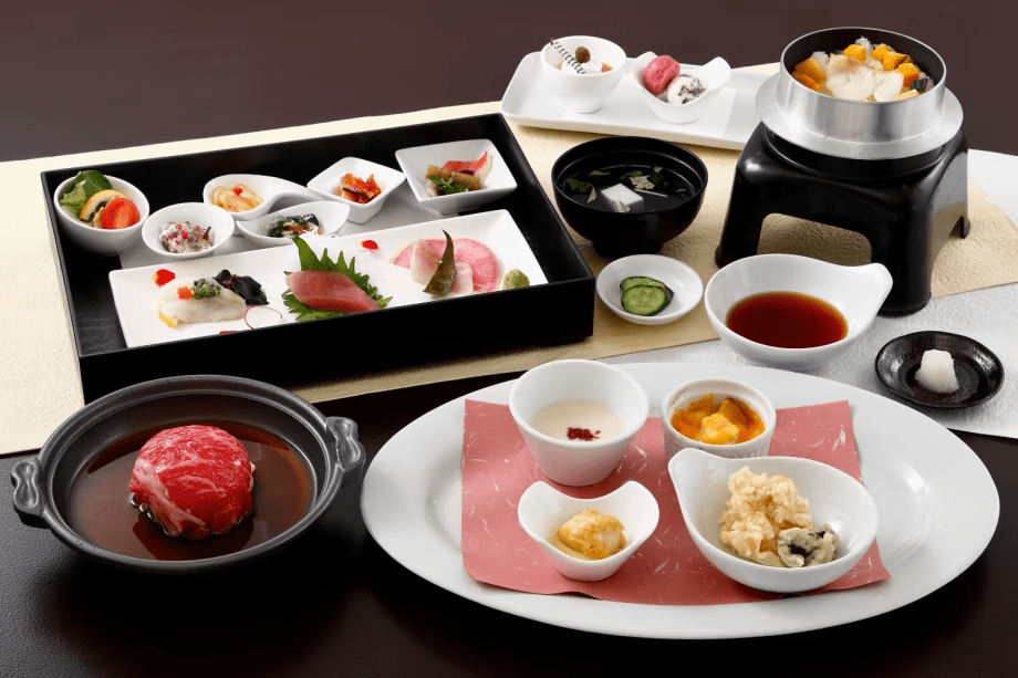 季節の花神楽御膳～2025年冬～