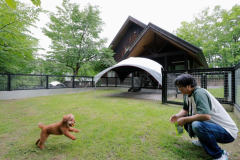 ドッグラン(8名用コテージ) ドッグラン(8名用コテージ)