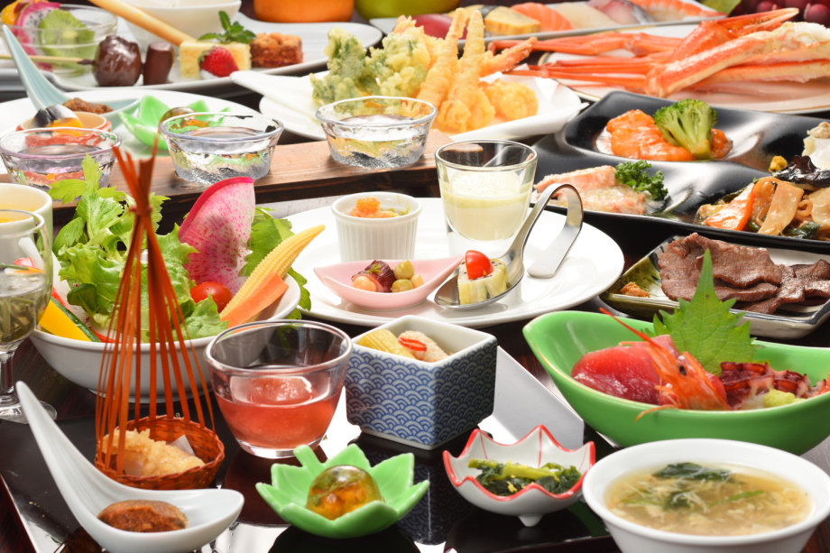夕食ビュッフェ（一例）