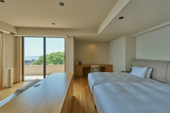 Ocean Terrace Corner Room