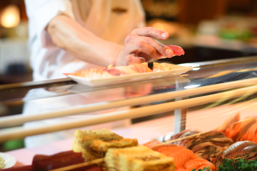 職人が握るお寿司も食べ放題♪