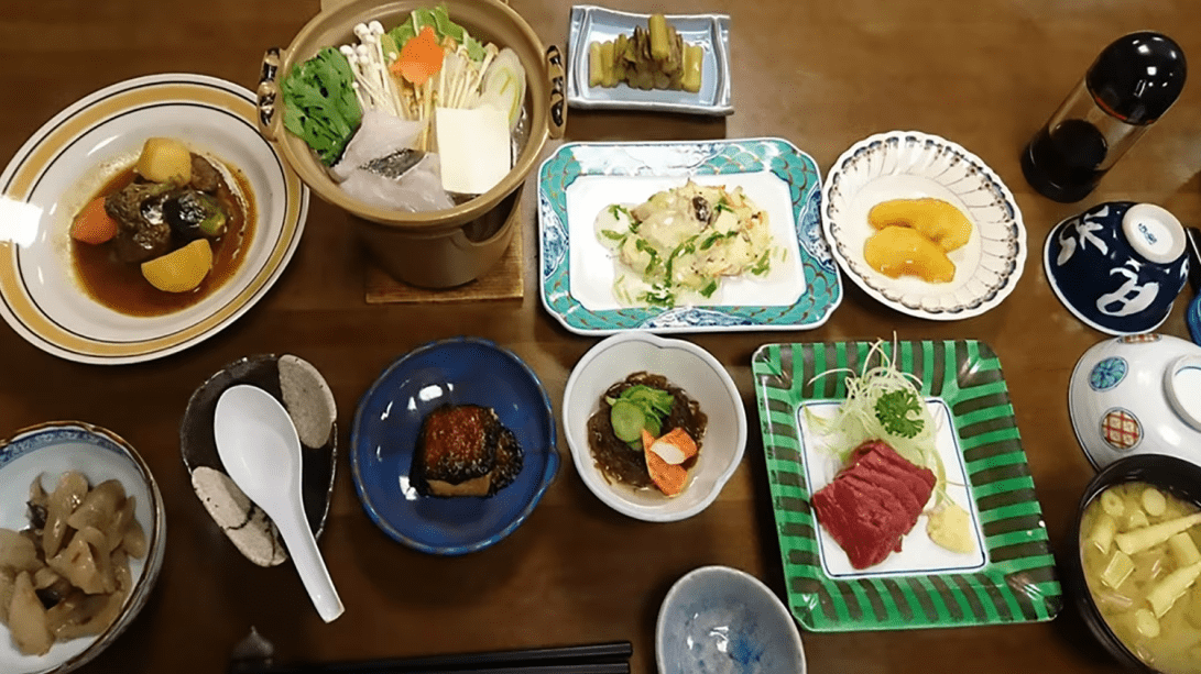 【公式HPベストレート｜1泊2食付プラン】満喫！外湯めぐり＆げんろく季節の味プラン