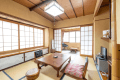 Japanese-style room 6 to 10 tatami mats / no toilet