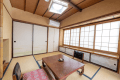 Japanese-style room 6 to 10 tatami mats / no toilet