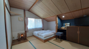 Japanese/Western style room (Family room) Japanese/Western style room (Family room)