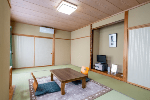 Two connected Japanese-style rooms