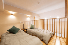 Japanese-Western style room with loft