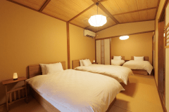 つきあかりの間　[ 2階 ]