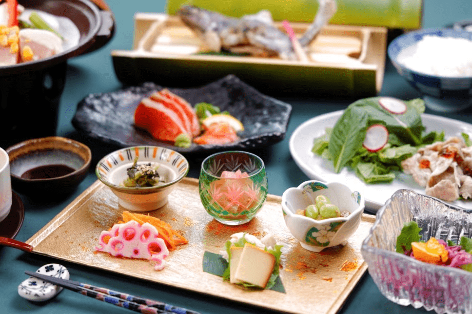 *【夏のご夕食一例】夏を健やかに過ごすご夕食。一品一品の旬の恵みをお楽しみください。 *【夏のご夕食一例】夏を健やかに過ごすご夕食。一品一品の旬の恵みをお楽しみください。