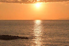 【公式限定15％割引き】淡路島の海と夕日に包まれる絶景プライベートヴィラ。