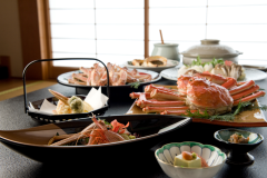 大満足、大人気のカニフルコース！
ボリュームも満点！お腹を空かしてお越しください♪