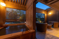 【スパフロア】専有露天風呂付和室（67平米）