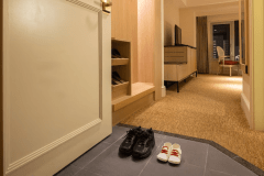 【ファミリーフロア】靴を脱いでくつろげるお部屋で小さなお子様連れでも安心（28平米）